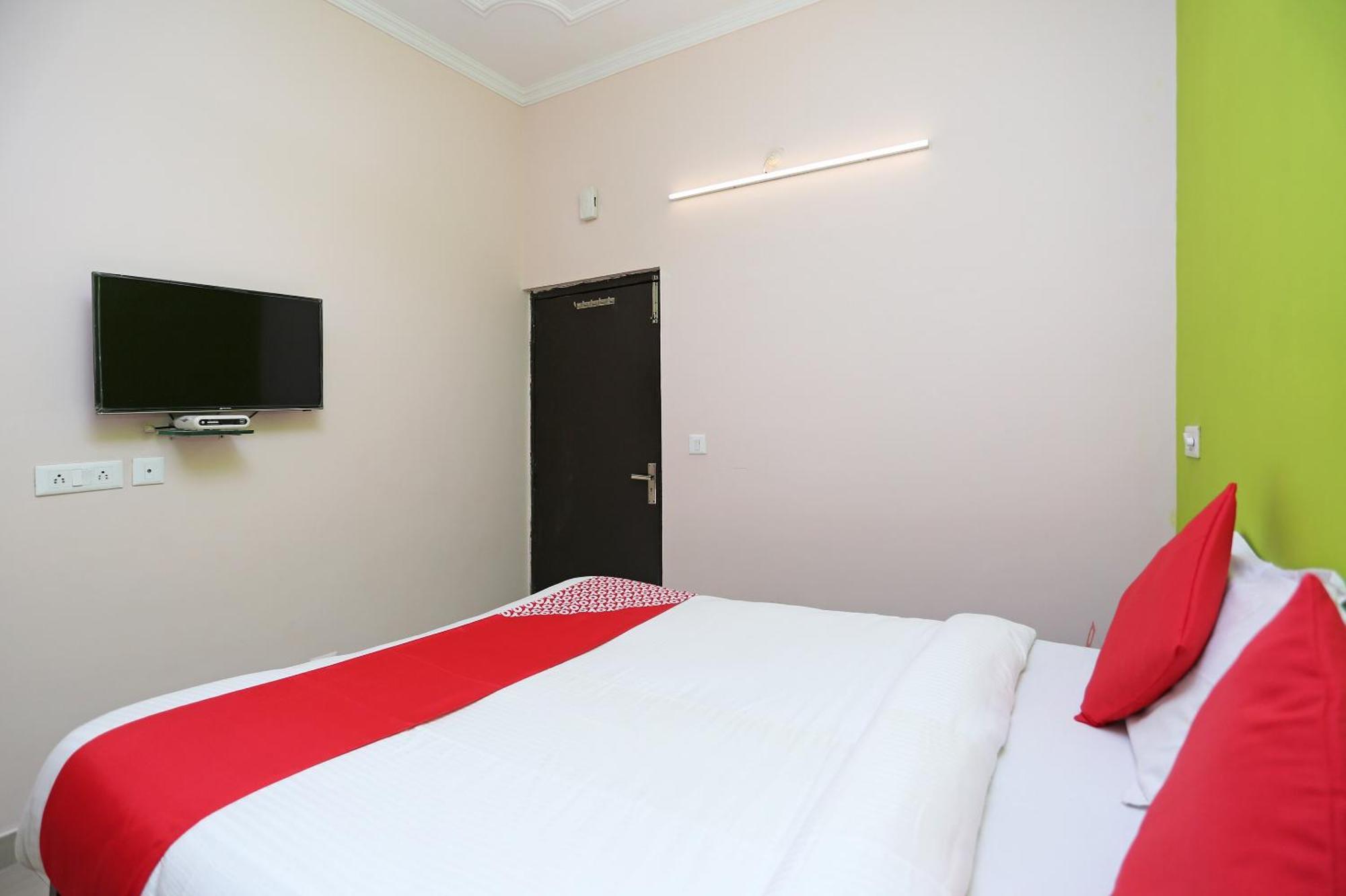 Hotel O Lime Wood Dehradun Dış mekan fotoğraf